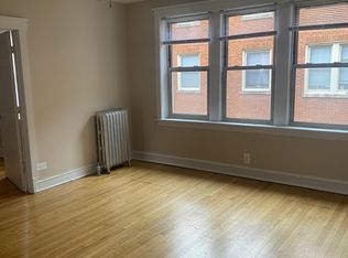 2346 W Touhy Ave APT 1E, Chicago, IL 60645