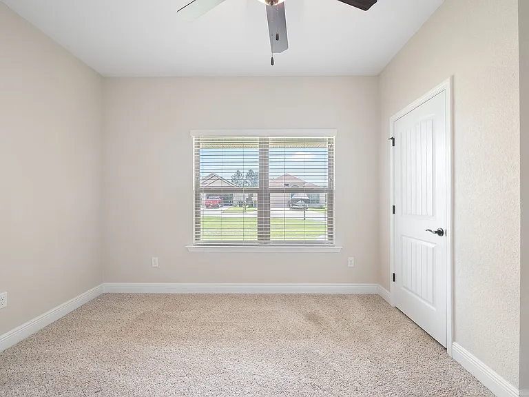 725 Upper Heron Way — Photo 28