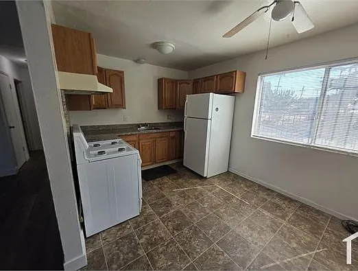 2207 96th Ave #B — Photo 2