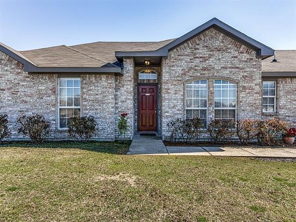 4th image of 104 Cottonwood Dr