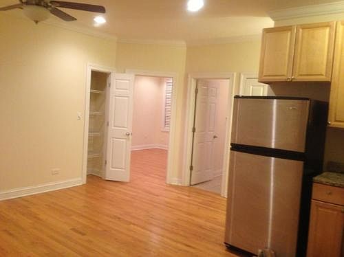 1st image of 4954 N Spaulding Ave APT B
