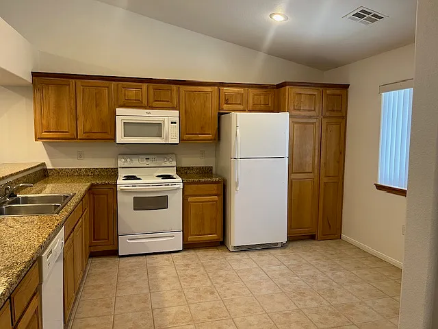 1900 Five Feathers St #3 — Photo 11