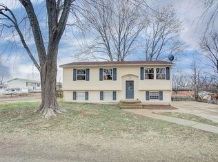 12826 Joywood Dr, Elsah, IL 62028