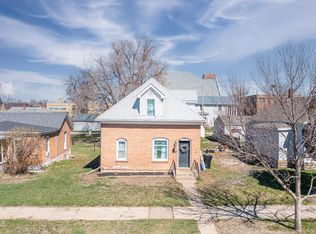 106 5th St W, Williston, ND 58801