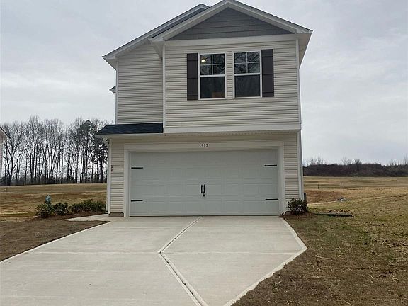 5th image of 670 Whitaker Rd