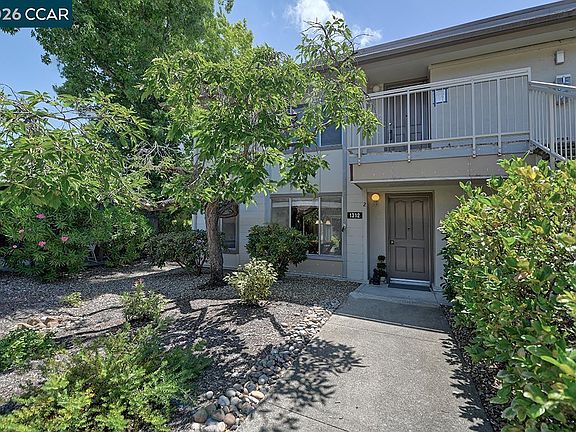 2nd image of 1312 Skycrest Dr APT 2