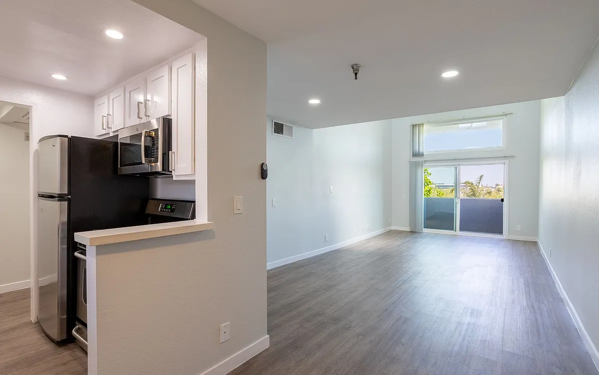 Floor plan 102