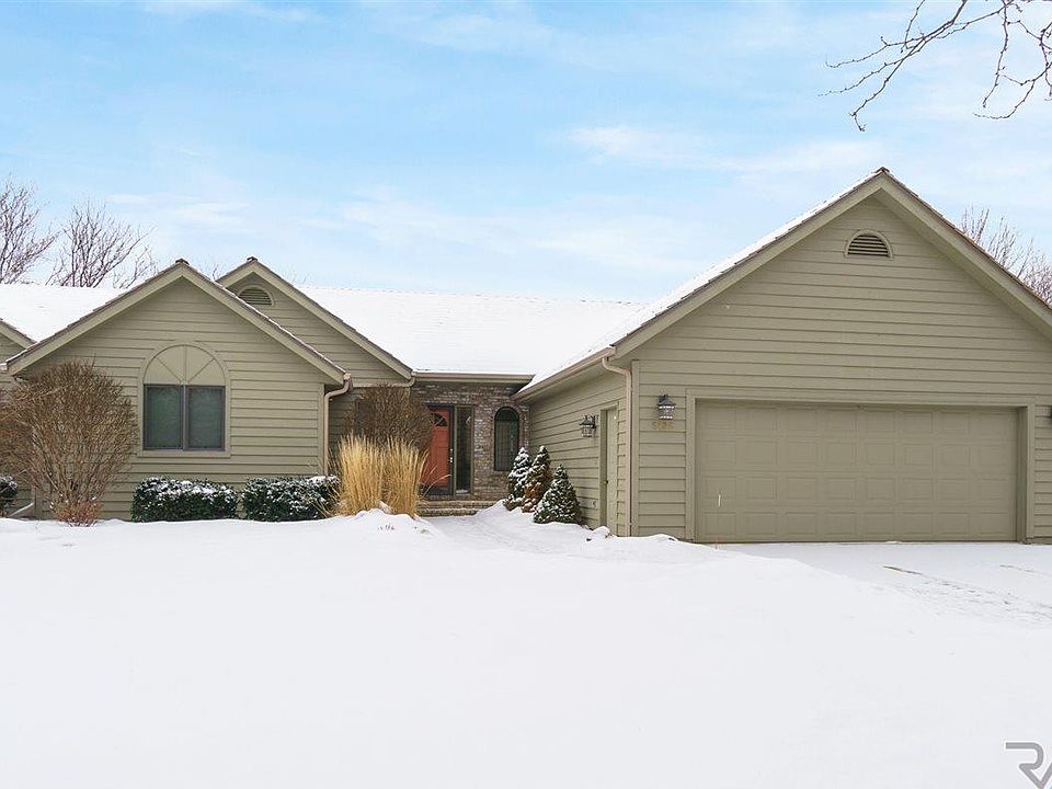 1st image of 5125 S Sweetbriar Dr