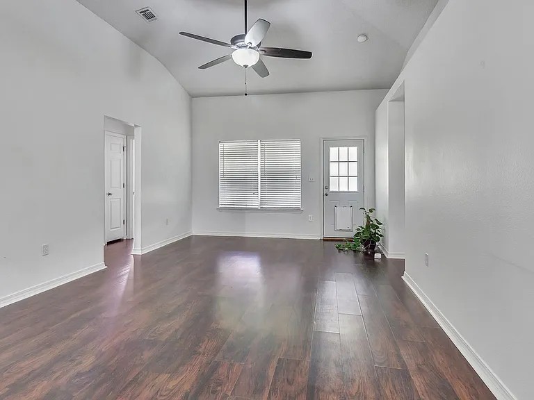 3748 Lexa Ct — Photo 14