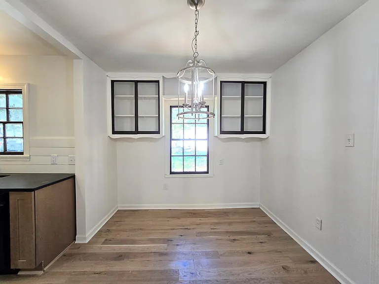 173 Dunn Ave — Photo 10
