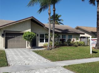 1221 SW 83rd Ave, North Lauderdale, FL 33068