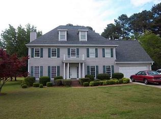 1029 Lakeview Rd, Grayson, GA 30017