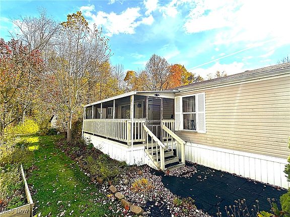 3rd image of 7236 Trillium Ct