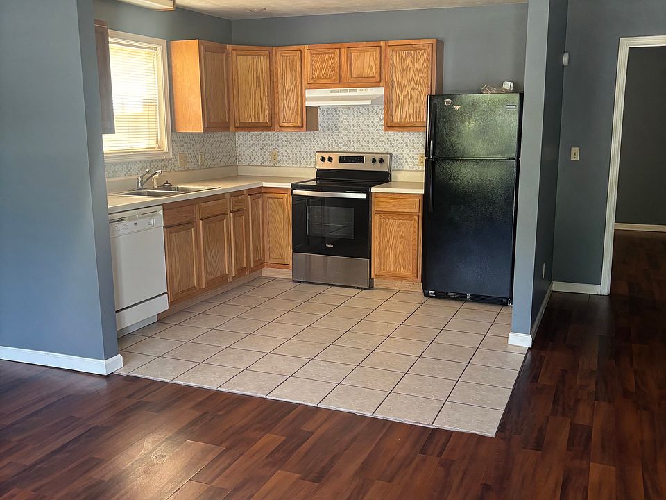 1st image of 415 Packing House Rd APT 5