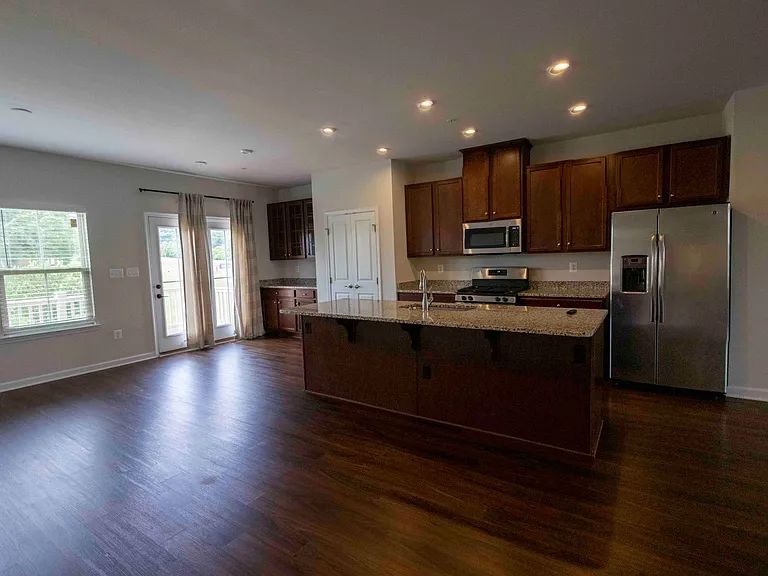 930 Dawes Ct — Photo 19