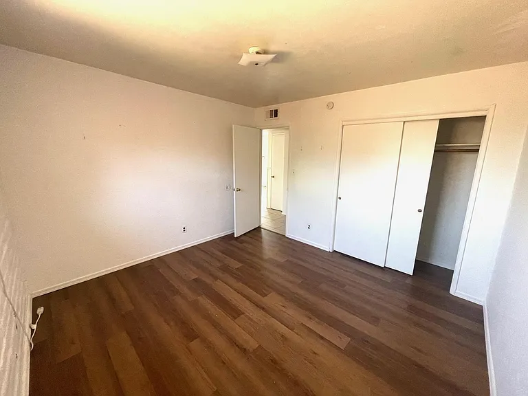 4110 E Glenn St — Photo 7
