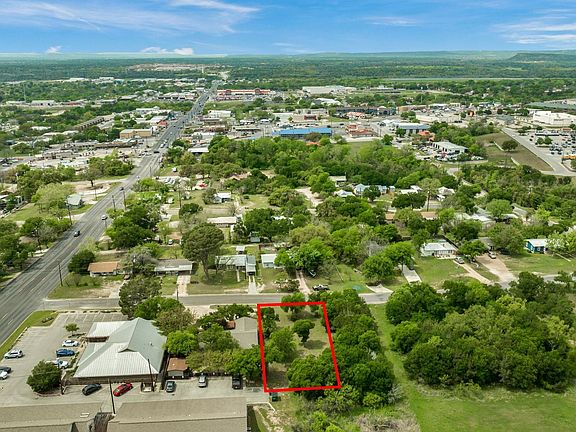 3rd image of 1011 Ave F