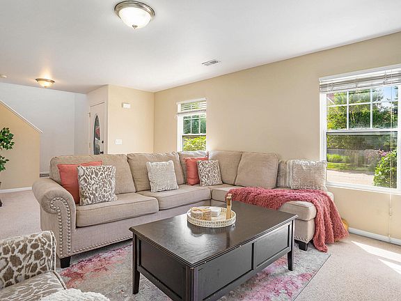 5th image of 2084 Kensington Park Cir