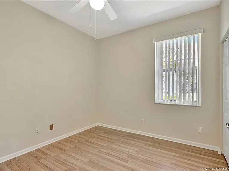 6797 SE Warwick Ln — Photo 27