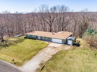 238 Vesta Dr, Metamora, IL 61548