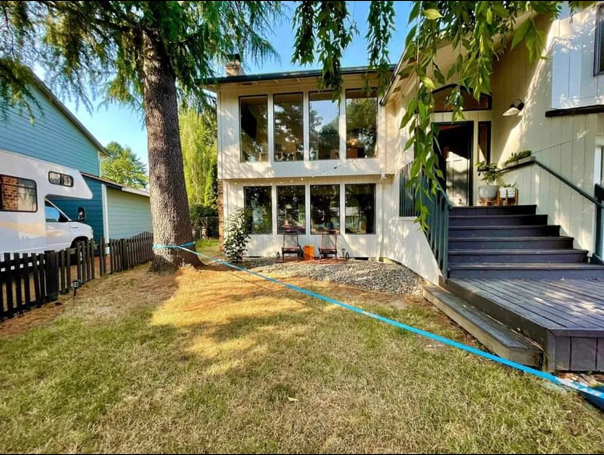 4344 SE 15th St — Photo 2