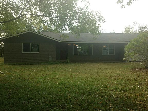 4th image of 24722 S Plainview Ave