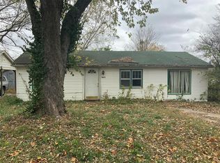8087 Riverview Dr, Dittmer, MO 63023
