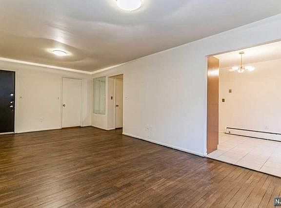 5th image of 1319 Anderson Ave #19-1919