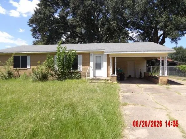119 Demoncherveaux Blvd, Ville Platte, LA 70586