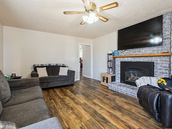 5th image of 23 Oak Dr