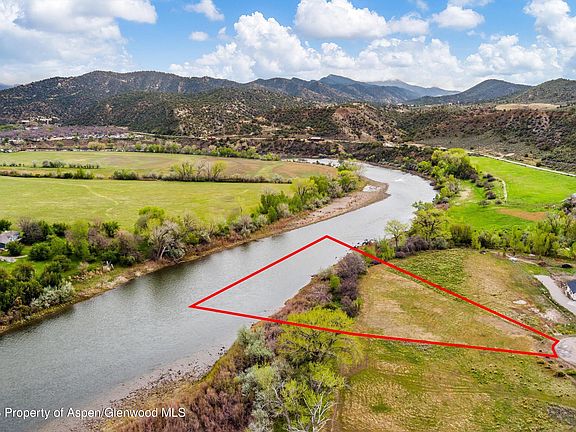 2nd image of 18 Rapids View Ln