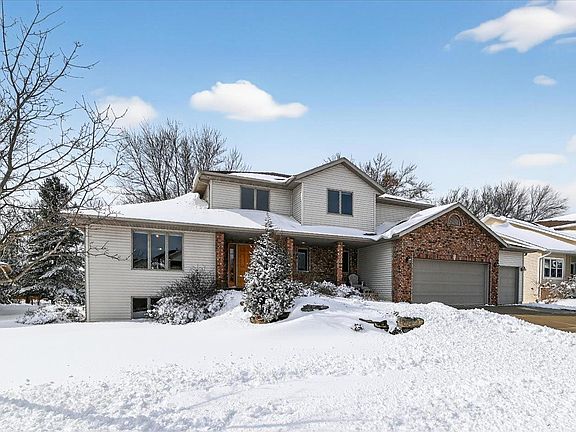 4th image of 6620 Meredith Way