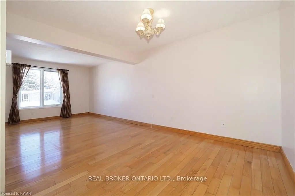 3 bed, $3,150 — Photo 4