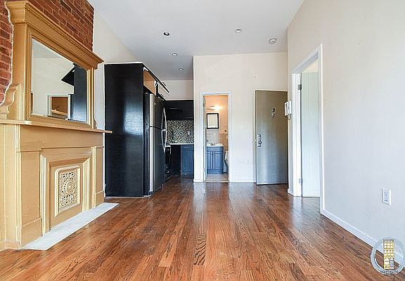 2nd image of 171 Hancock St APT 9