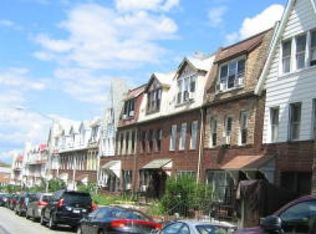 2037 32nd St, Astoria, NY 11105