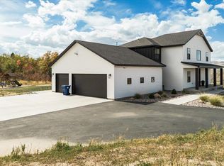 1367 Mogul Ln, Inkom, ID 83245