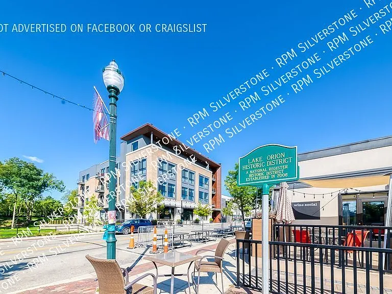 120 S Broadway St #300 — Photo 4