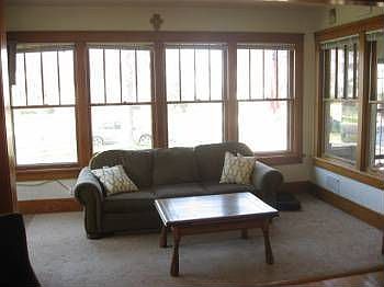 3rd image of 2412 W Moss Ave