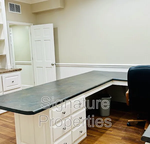 1821 Seymour Dr — Photo 25