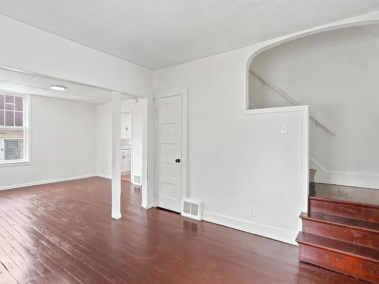 3034 Abbott St — Photo 30