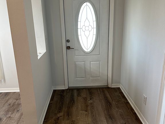 2nd image of 2503 NE 6th Pl