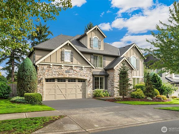 4th image of 2540 NW 12th Circle