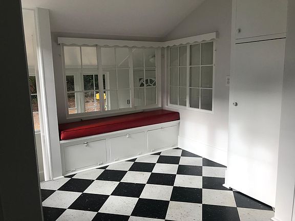 breakfast nook