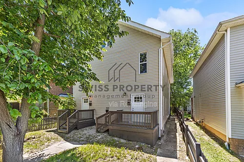 1341 Mooberry St Photo 1