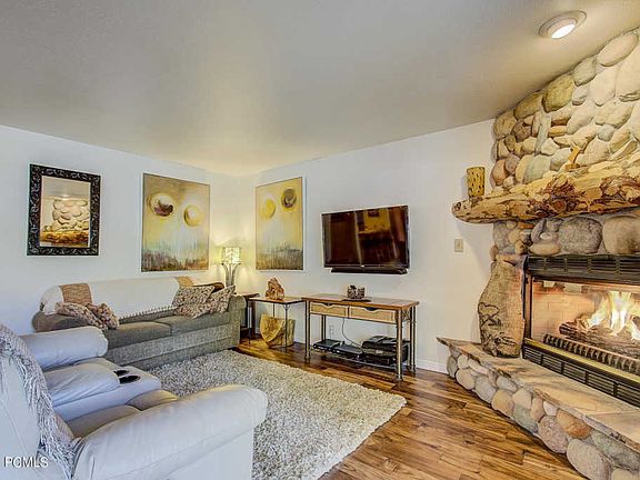 3rd image of 457 Windrift Ln #2
