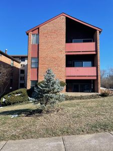 4806 Chalet Dr APT 12, Cincinnati, OH, 45217