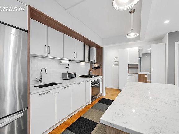 3rd image of 764 Bergen St APT 2A
