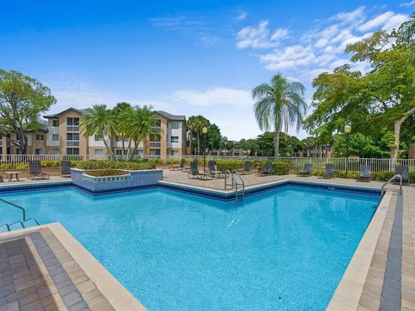 9755 Westview Drive #1211, Coral Springs, FL 33076