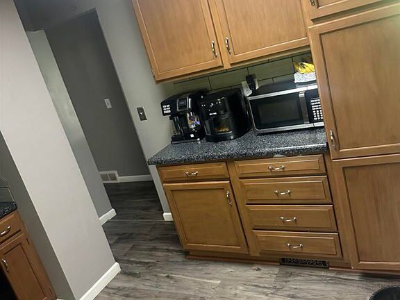 4th image of 11207 Corby St