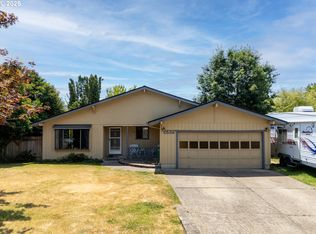 2538 NE Chalmers Way, McMinnville, OR